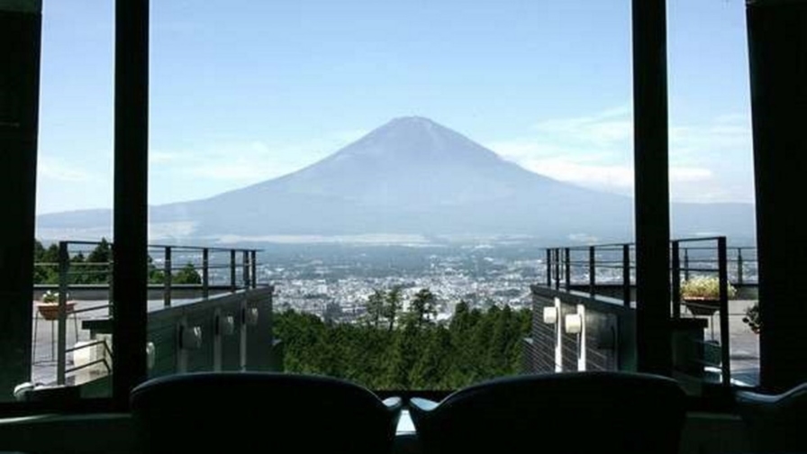 【さき楽】28日前予約◇雄大な富士山を望む、ゆったりとした時間が流れる大人のリゾート【素泊まり】